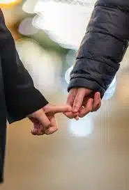 تبعات تلخ نداشتن عزت نفس در رابطه عاطفی